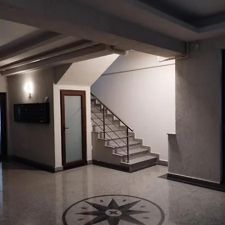 Garsoniera, Sector 1, Soseaua Chitilei, Bucharest